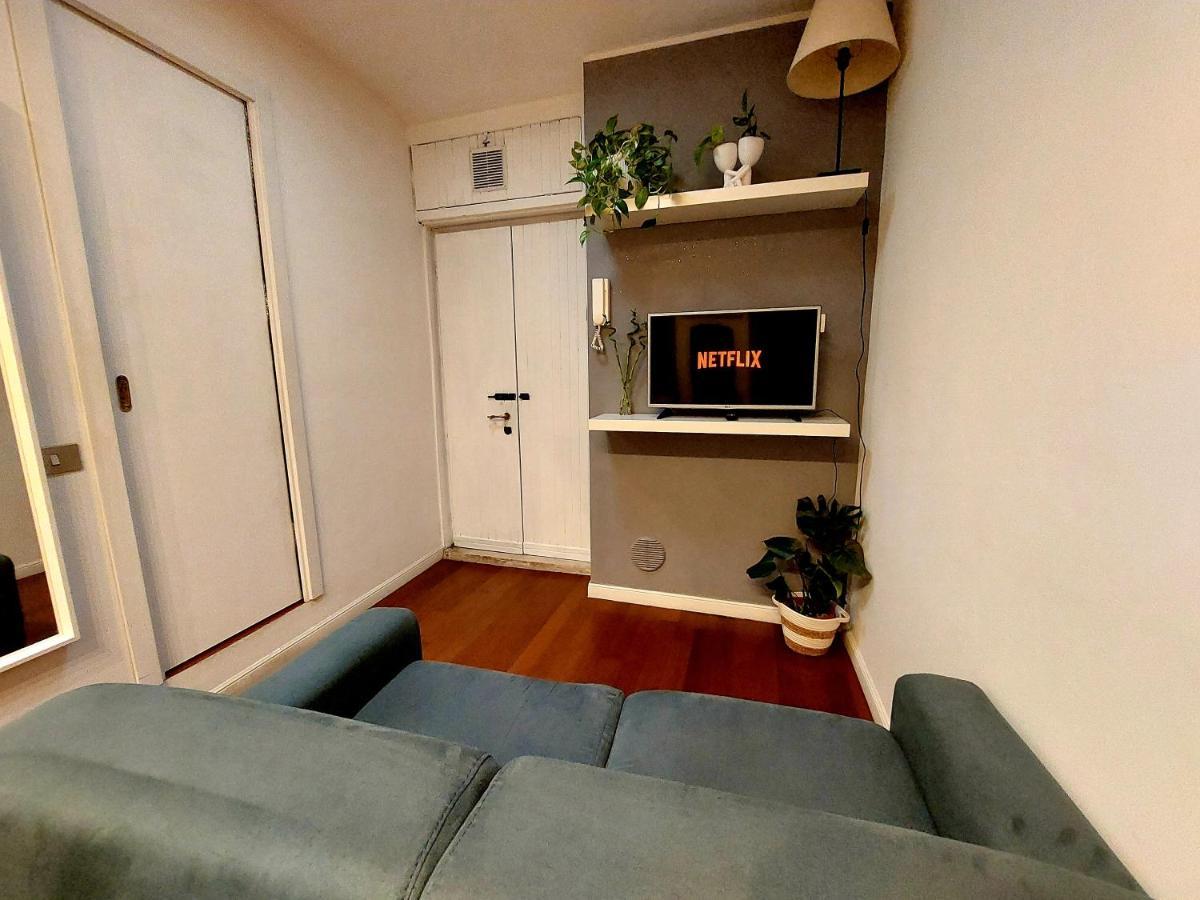 Garibaldi Station - L' Isola Che C'E Apartment - 12 Mins To Rho Fiera Milano Экстерьер фото